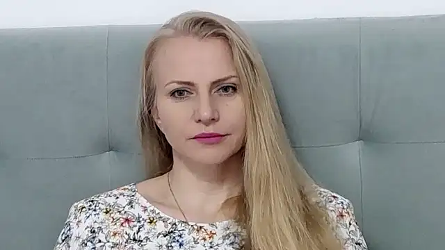 Snapshot of K__Adrienne chatting on March 23, 2025, 6:37 am K  Adrienne online show from March 23, 2025, 6:37 am