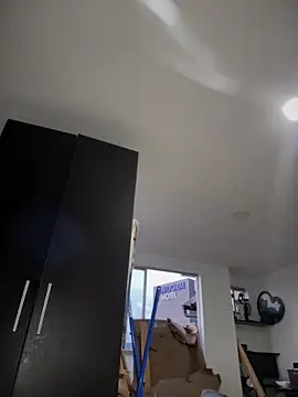 RsellAmb online show from March 8, 2025, 11:18 pm