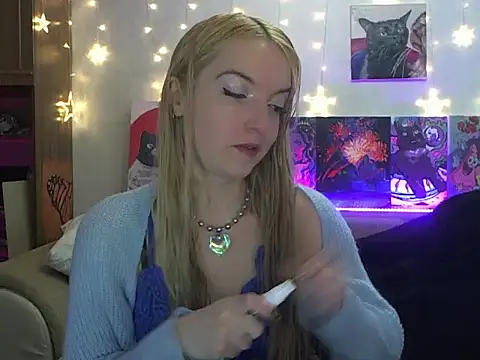 Snapshot of SecretSophia chatting on March 16, 2025, 4:01 pm SecretSophia online show from March 16, 2025, 4:01 pm