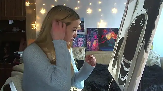 Snapshot of SecretSophia chatting on February 10, 2025, 11:36 am SecretSophia online show from February 10, 2025, 11:36 am