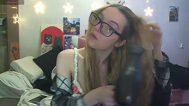 SecretSophia online show from February 14, 2026, 6:13 am