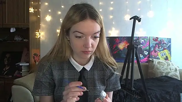 Snapshot of SecretSophia chatting on February 11, 2025, 8:48 am SecretSophia online show from February 11, 2025, 8:48 am