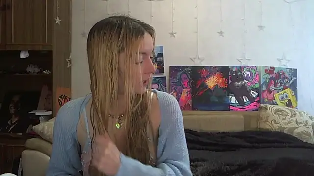 Snapshot of SecretSophia chatting on February 8, 2025, 8:31 am SecretSophia online show from February 8, 2025, 8:31 am