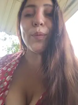 VickyHoult online show from May 24, 2026, 9:04 pm