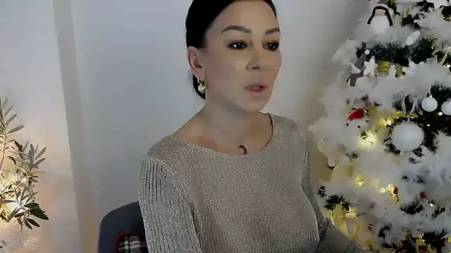 Xentthia online show from December 16, 2025, 2:43 pm