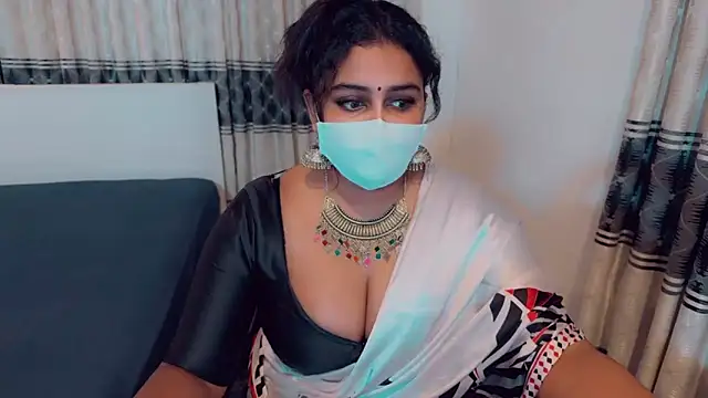 Snapshot of SonY_CaM chatting on February 9, 2026, 8:23 am SonY CaM online show from February 9, 2026, 8:23 am