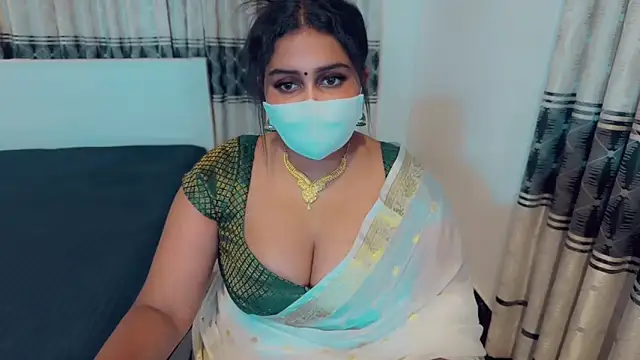 Snapshot of SonY_CaM chatting on October 7, 2025, 4:52 pm SonY CaM online show from October 7, 2025, 4:52 pm