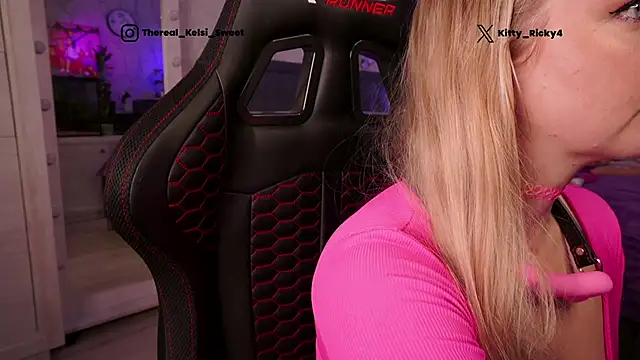 Snapshot of Kitty_Ricky chatting on January 13, 2026, 7:56 am Kitty Ricky online show from January 13, 2026, 7:56 am