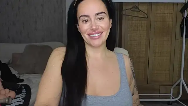 LibbyLoveHeartx online show from November 23, 2025, 7:40 am