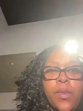 sexyTHANDO online show from February 16, 2025, 2:42 am