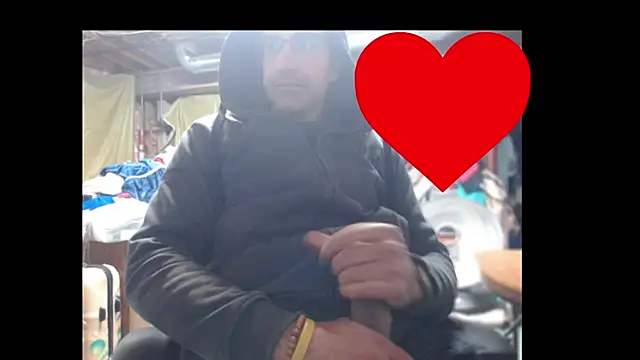 Snapshot of Gsmile1 chatting on April 7, 2026, 10:44 pm Gsmile1 online show from April 7, 2026, 10:44 pm