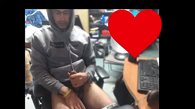 Snapshot of Gsmile1 chatting on March 14, 2026, 7:31 pm Gsmile1 online show from March 14, 2026, 7:31 pm