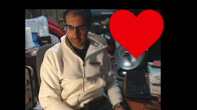 Snapshot of Gsmile1 chatting on February 28, 2026, 7:24 pm Gsmile1 online show from February 28, 2026, 7:24 pm