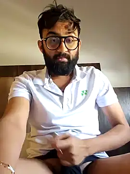 Snapshot of love4shownude chatting on January 17, 2025, 5:42 am love4shownude online show from January 17, 2025, 5:42 am