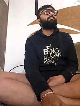 Snapshot of love4shownude chatting on January 18, 2025, 3:42 am love4shownude online show from January 18, 2025, 3:42 am