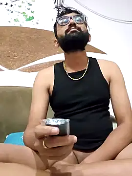 Snapshot of love4shownude chatting on January 14, 2025, 2:50 am love4shownude online show from January 14, 2025, 2:50 am