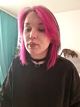 Snapshot of LazyTanukii chatting on December 9, 2024, 4:12 am LazyTanukii online show from December 9, 2024, 4:12 am