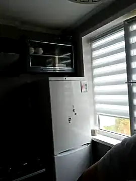 Snapshot of LazyTanukii chatting on October 7, 2025, 6:14 am LazyTanukii online show from October 7, 2025, 6:14 am