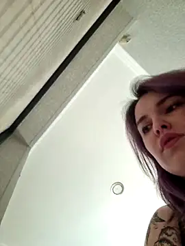 Snapshot of LazyTanukii chatting on March 15, 2025, 12:02 pm LazyTanukii online show from March 15, 2025, 12:02 pm