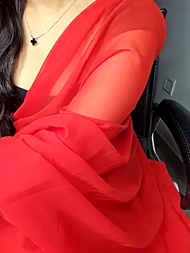 Snapshot of aliyaah_singh chatting on September 24, 2025, 5:30 pm aliyaah singh online show from September 24, 2025, 5:30 pm