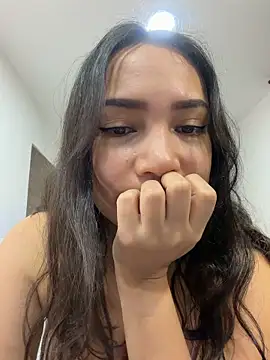 cutie and slutty online show from June 5, 2026, 5:56 am