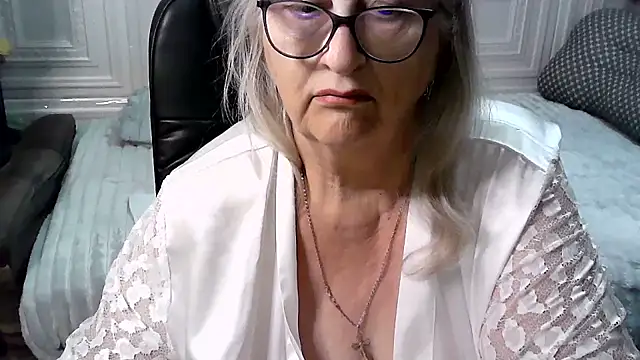 LolkaAlyss online show from June 3, 2026, 8:04 am