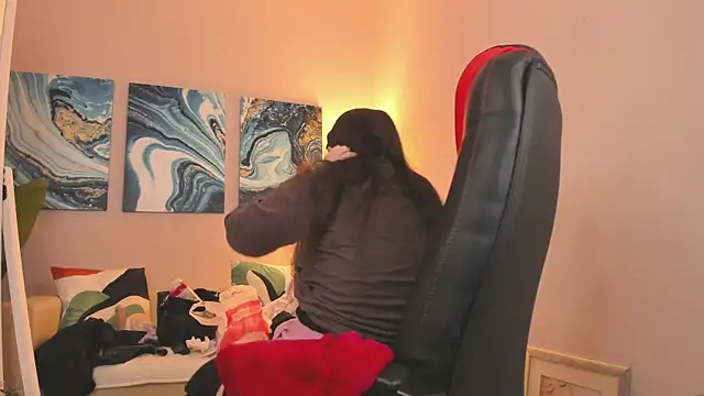 Snapshot of BattyMoll chatting on February 27, 2025, 6:31 pm BattyMoll online show from February 27, 2025, 6:31 pm