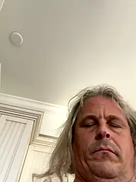 Snapshot of zeus337 chatting on November 9, 2025, 4:11 pm zeus337 online show from November 9, 2025, 4:11 pm