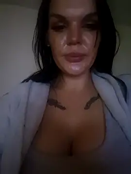 Snapshot of blowstarxxx chatting on December 4, 2024, 6:22 pm blowstarxxx online show from December 4, 2024, 6:22 pm