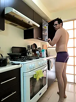 Snapshot of towers_j chatting on September 17, 2025, 4:31 pm towers j online show from September 17, 2025, 4:31 pm