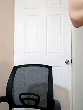 Snapshot of towers_j chatting on March 14, 2025, 5:13 pm towers j online show from March 14, 2025, 5:13 pm