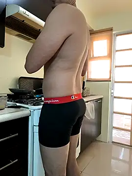 Snapshot of towers_j chatting on October 7, 2025, 3:24 pm towers j online show from October 7, 2025, 3:24 pm