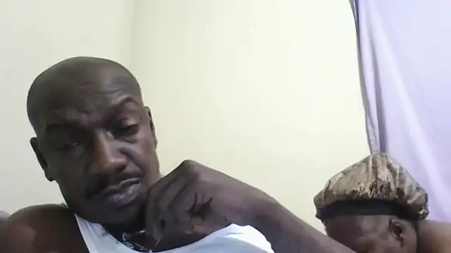 Snapshot of RinsingWood84 chatting on May 6, 2026, 10:08 am RinsingWood84 online show from May 6, 2026, 10:08 am