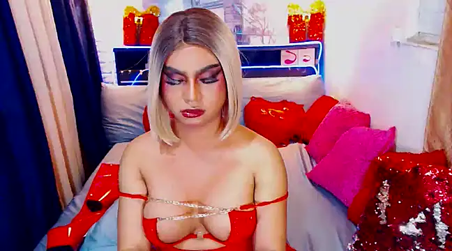 Snapshot of TsGoddessNhicolle chatting on January 17, 2025, 2:39 am TsGoddessNhicolle online show from January 17, 2025, 2:39 am