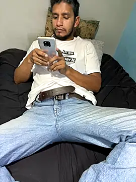 Snapshot of Darkdickhard chatting on October 5, 2025, 6:48 am Darkdickhard online show from October 5, 2025, 6:48 am