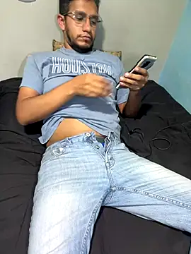 Snapshot of Darkdickhard chatting on October 2, 2025, 3:43 am Darkdickhard online show from October 2, 2025, 3:43 am