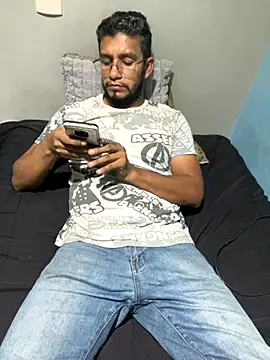 Snapshot of Darkdickhard chatting on September 27, 2025, 4:18 am Darkdickhard online show from September 27, 2025, 4:18 am