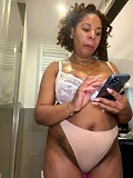 kataryna69 online show from November 30, 2025, 4:35 am