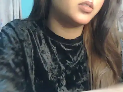 Snapshot of NancyRuvi chatting on December 15, 2025, 4:02 pm NancyRuvi online show from December 15, 2025, 4:02 pm