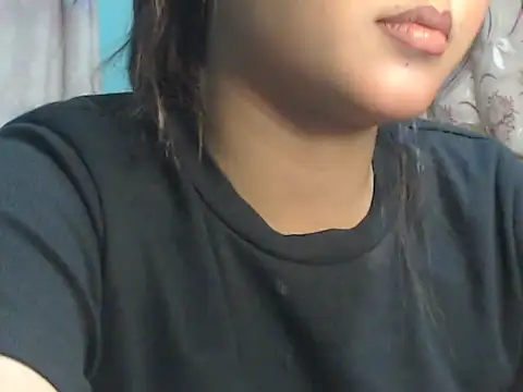 Snapshot of NancyRuvi chatting on November 12, 2025, 4:44 pm NancyRuvi online show from November 12, 2025, 4:44 pm