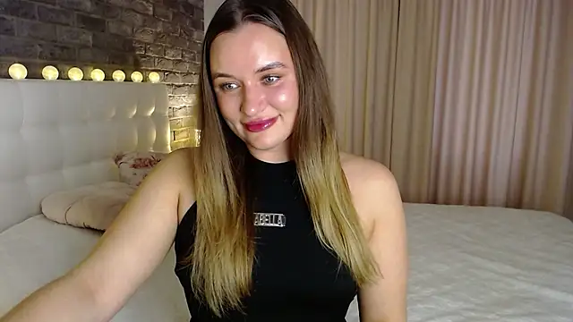 starrydoll online show from March 31, 2026, 3:58 pm