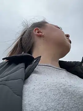 Sara Slow online show from April 20, 2026, 11:35 am