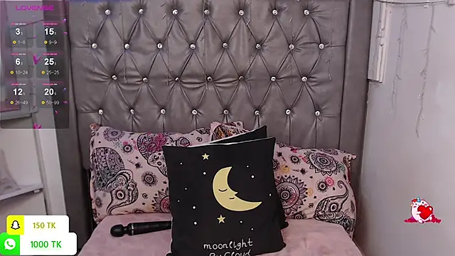 Snapshot of LAILAGUMMY chatting on November 27, 2025, 2:06 pm LAILAGUMMY online show from November 27, 2025, 2:06 pm