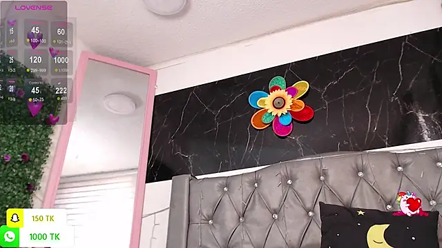 Snapshot of LAILAGUMMY chatting on November 20, 2025, 2:07 pm LAILAGUMMY online show from November 20, 2025, 2:07 pm