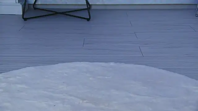 Snapshot of Michelle90u chatting on October 24, 2025, 1:21 pm Michelle90u online show from October 24, 2025, 1:21 pm