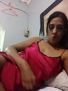 Mahi4luv online show from June 25, 2026, 10:04 pm