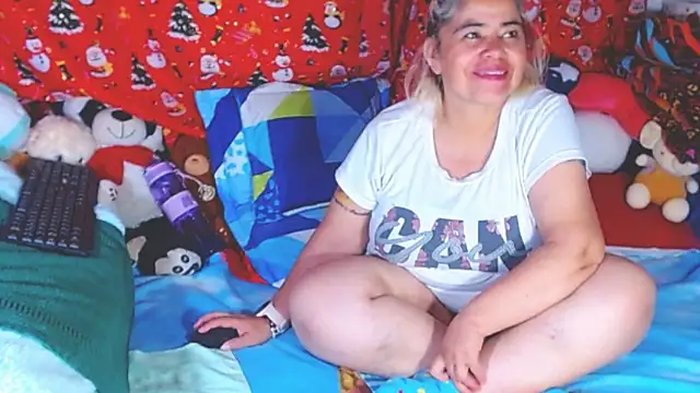 estrellita fugaz16x online show from February 4, 2026, 4:07 am