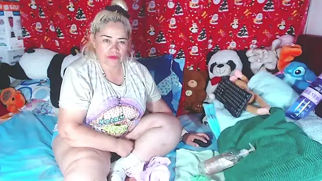 estrellita fugaz16x online show from April 7, 2026, 4:25 am