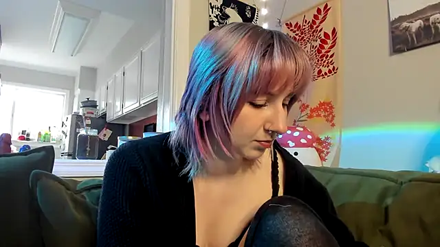 LedaBun online show from February 21, 2026, 7:38 pm