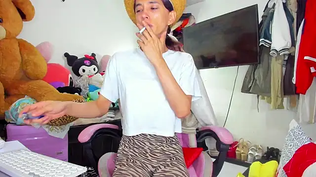 Snapshot of Lawrncesofiets chatting on November 16, 2025, 4:12 pm Lawrncesofiets online show from November 16, 2025, 4:12 pm